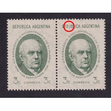 ARGENTINA 1938 GJ 818 PAREJA DE ESTAMPILLAS NUEVAS CON GOMA CON VARIEDAD SEÑALADA  
